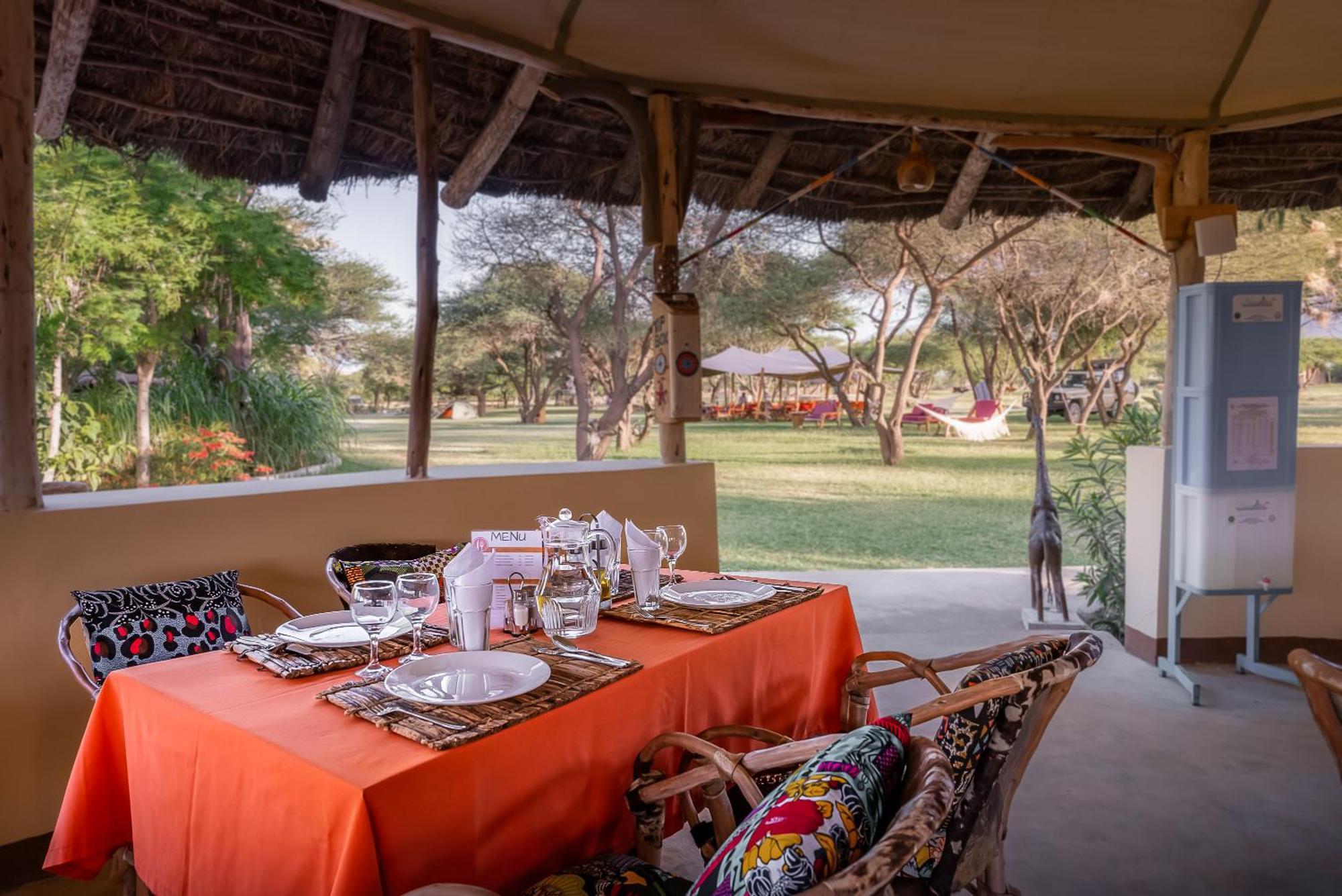Lake Natron Maasai Giraffe Eco Lodge And Camping Mtowabaga Экстерьер фото